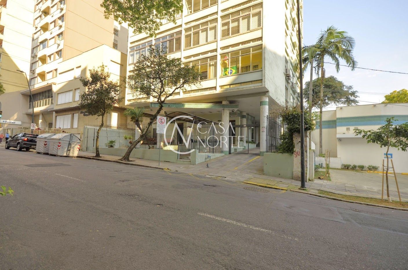 Apartamento à venda com 3 quartos, 140m², 1 vaga, Rua Duque de Caxias no bairro Centro Histórico em Porto Alegre