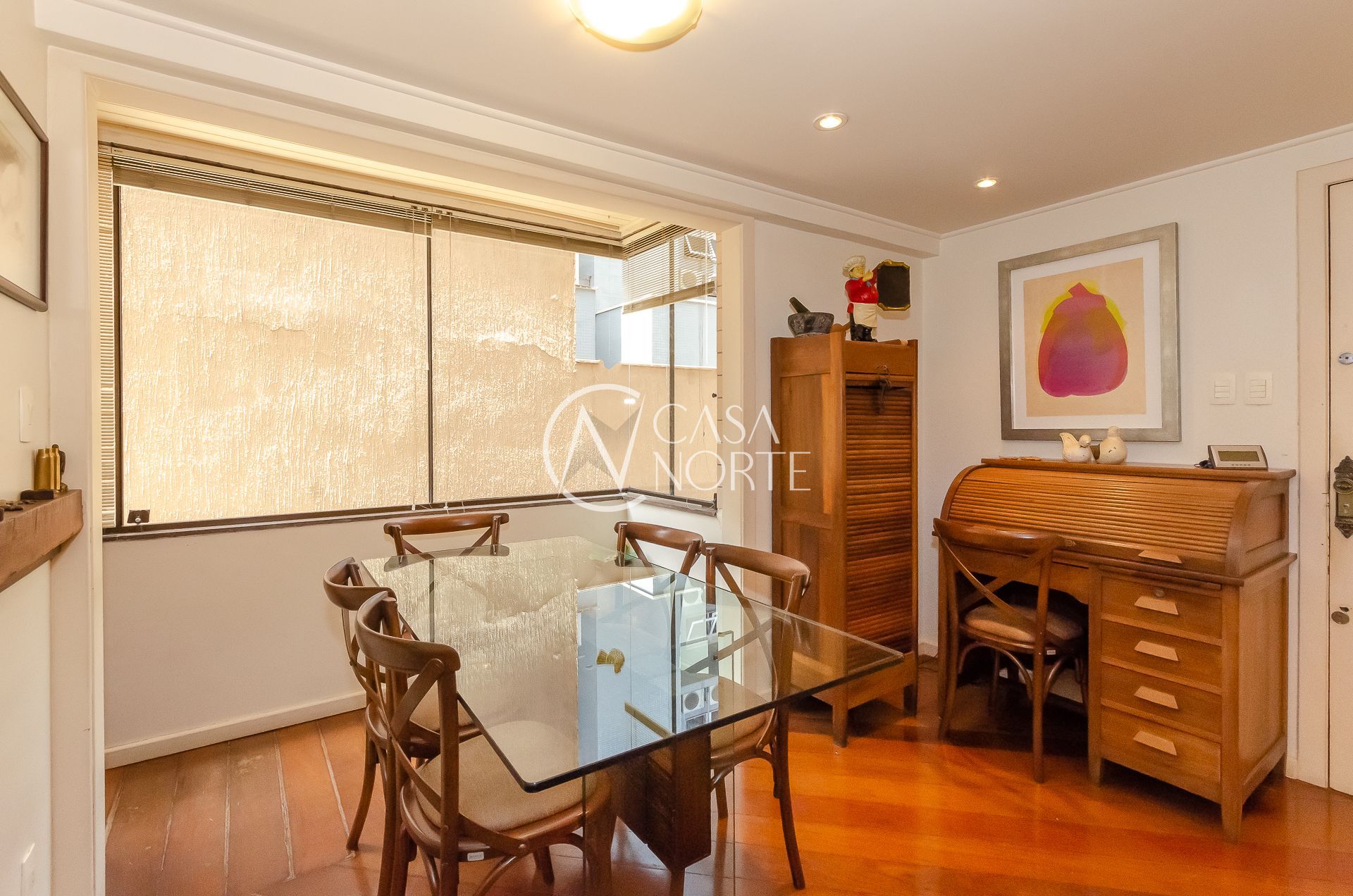 Apartamento à venda com 3 quartos, 112m², 1 suíte, 2 vagas, Avenida Lageado no bairro Petrópolis em Porto Alegre
