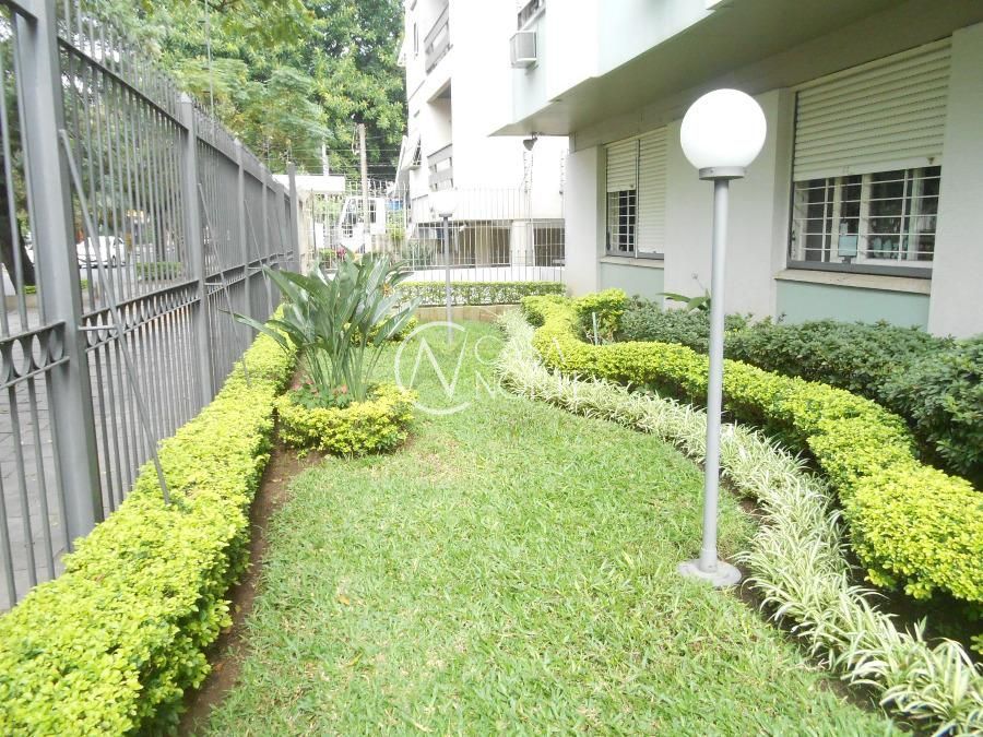 Apartamento à venda com 3 quartos, 99m², 1 suíte, 1 vaga, Avenida Coronel Lucas de Oliveira no bairro Petrópolis em Porto Alegre