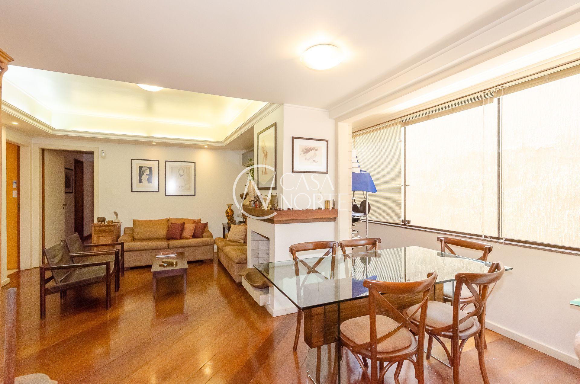 Apartamento à venda com 3 quartos, 112m², 1 suíte, 2 vagas, Avenida Lageado no bairro Petrópolis em Porto Alegre