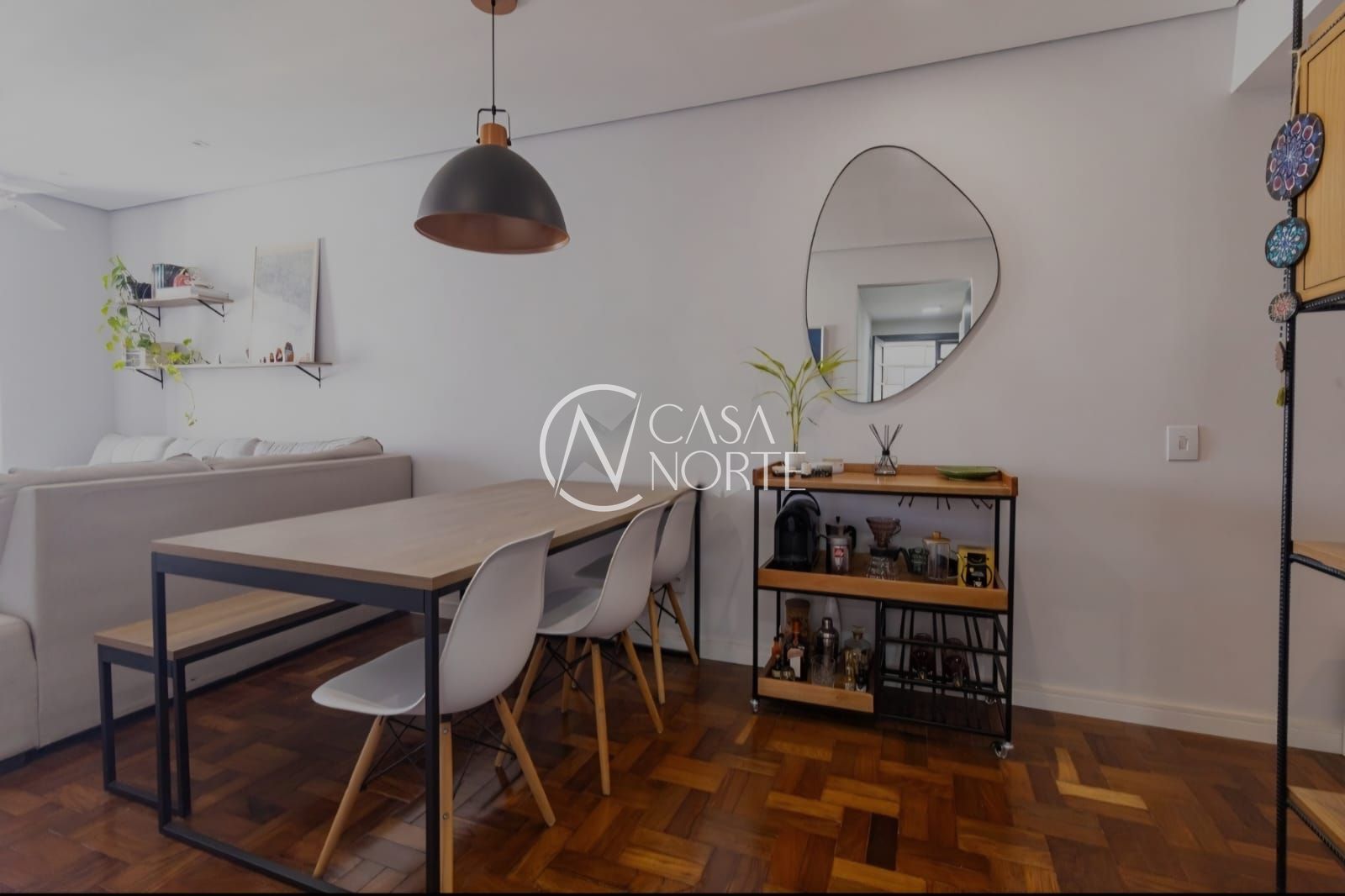 Apartamento à venda com 2 quartos, 72m², 1 vaga, Rua General Lima e Silva no bairro Cidade Baixa em Porto Alegre