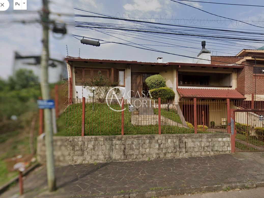 Casa à venda com 4 quartos, 290m², 1 suíte, 2 vagas, Rua Luiz Fontoura Júnior no bairro Jardim Itu em Porto Alegre