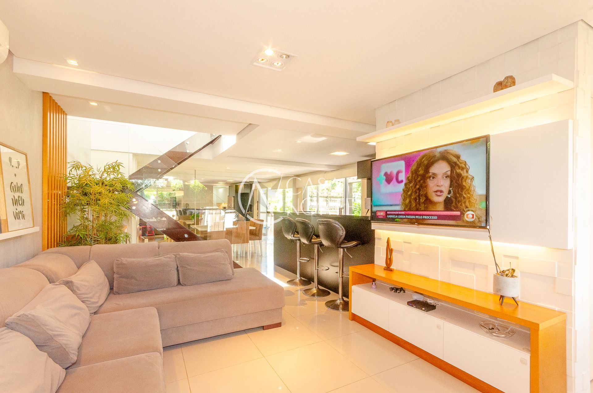 Casa de Condomínio à venda com 3 quartos, 194m², 3 suítes, 4 vagas, Rua Conselheiro Xavier da Costa no bairro Ipanema em Porto Alegre