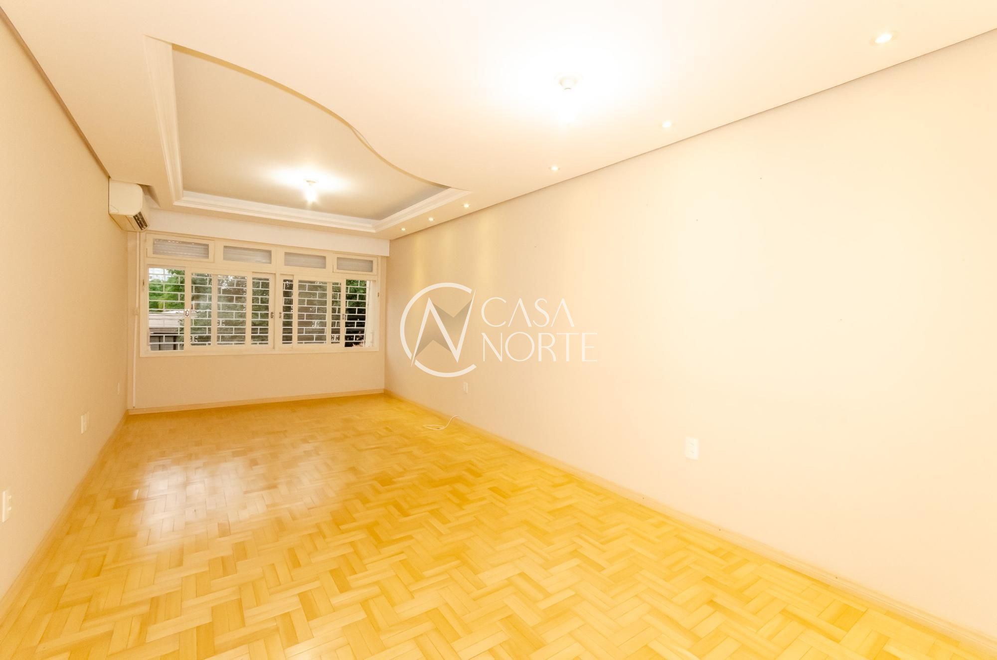 Apartamento à venda com 3 quartos, 126m², 1 suíte, 1 vaga, Rua Dário Pederneiras no bairro Petrópolis em Porto Alegre