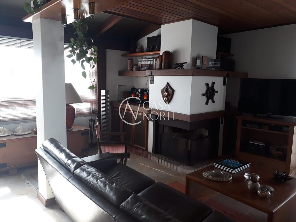 Cobertura à venda com 3 quartos, 212m², 1 suíte, 2 vagas, Rua Portugal no bairro Higienópolis em Porto Alegre