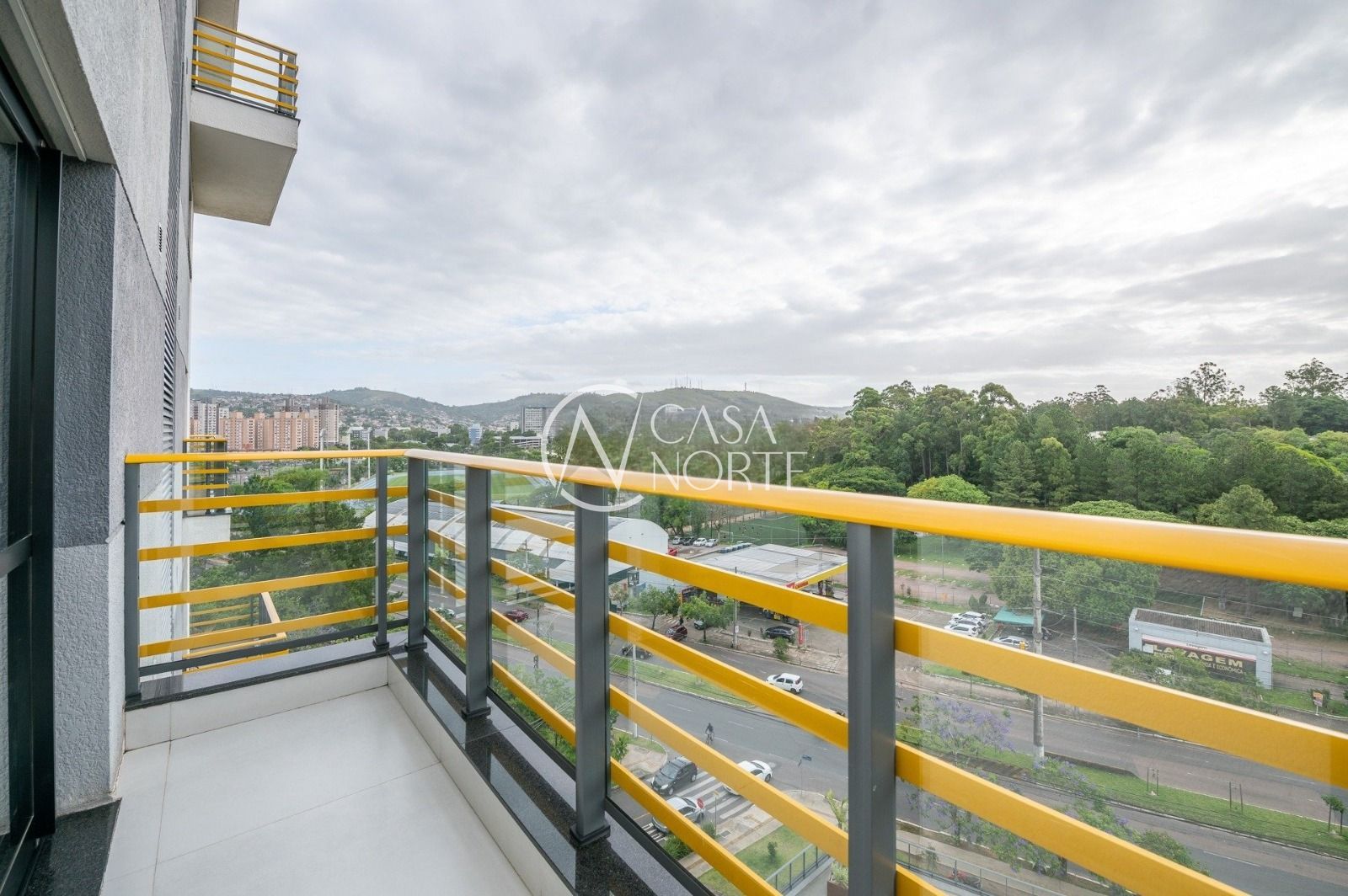 Apartamento à venda com 2 quartos, 69m², 1 suíte, 2 vagas, Rua Aldo Menotti Sirangelo no bairro Jardim do Salso em Porto Alegre