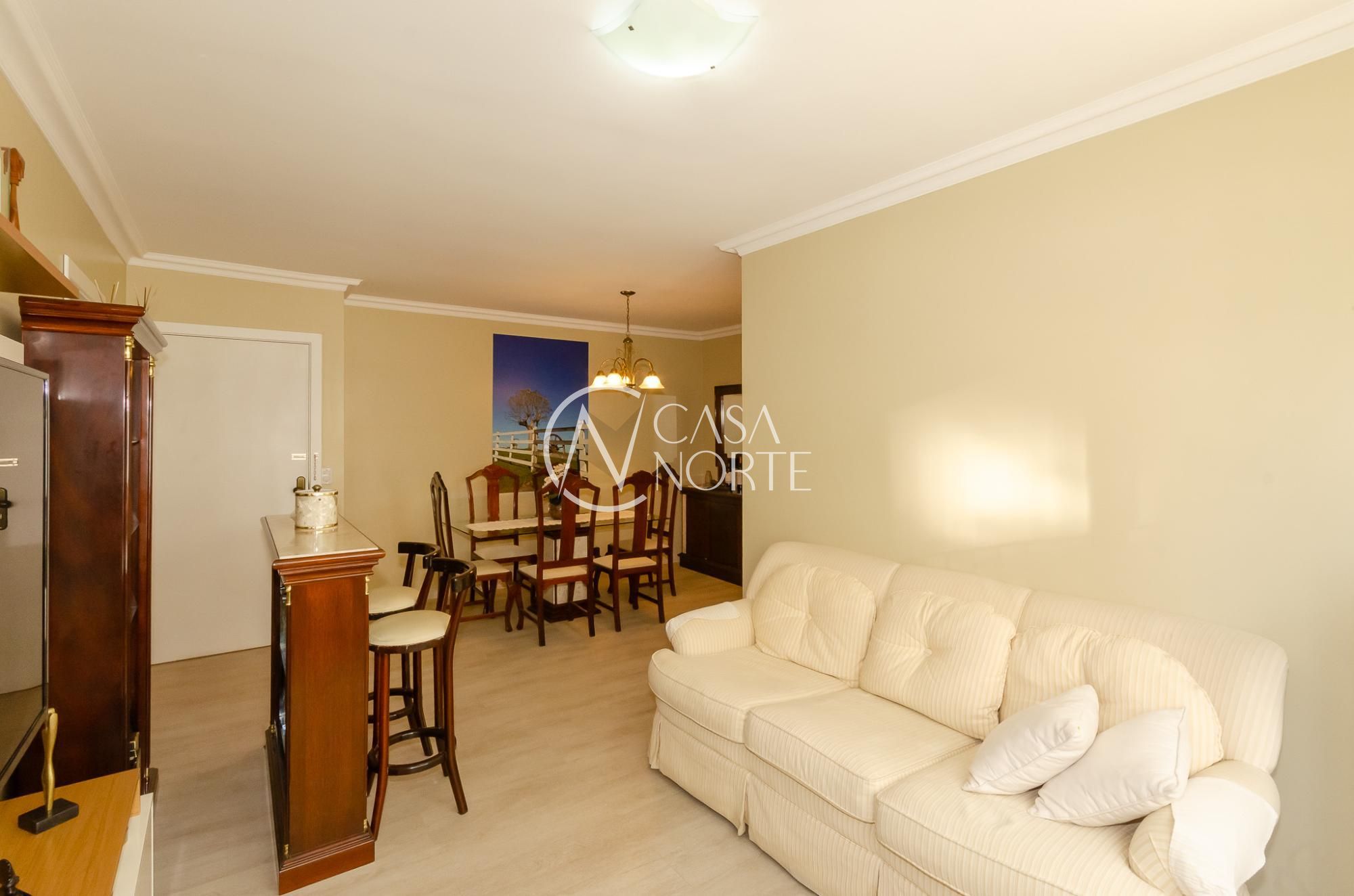 Apartamento à venda com 3 quartos, 99m², 1 suíte, 1 vaga, Avenida Pirapó no bairro Petrópolis em Porto Alegre