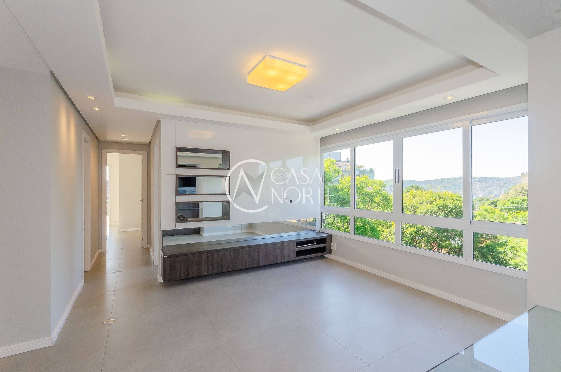 Apartamento Garden à venda com 2 quartos, 98m², 2 vagas, Rua Professor Cristiano Fischer no bairro Jardim Botânico em Porto Alegre