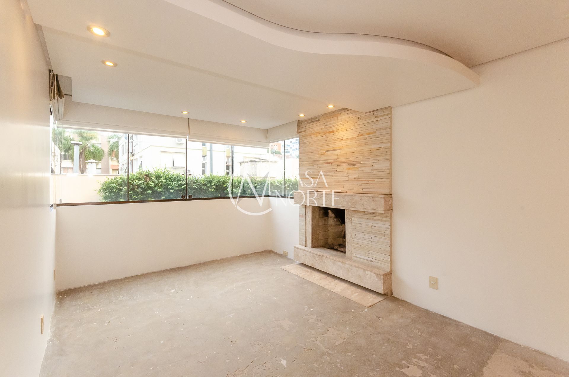 Apartamento à venda com 2 quartos, 74m², 1 suíte, 1 vaga, Avenida Itaqui no bairro Petrópolis em Porto Alegre