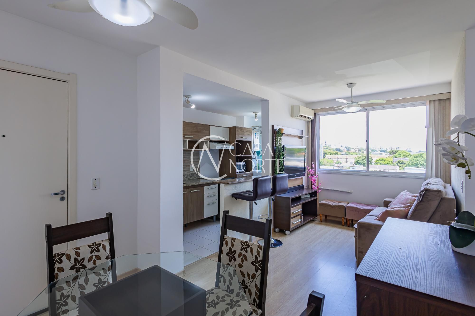 Apartamento à venda com 2 quartos, 45m², 1 vaga, Rua Coronel Massot no bairro Cristal em Porto Alegre