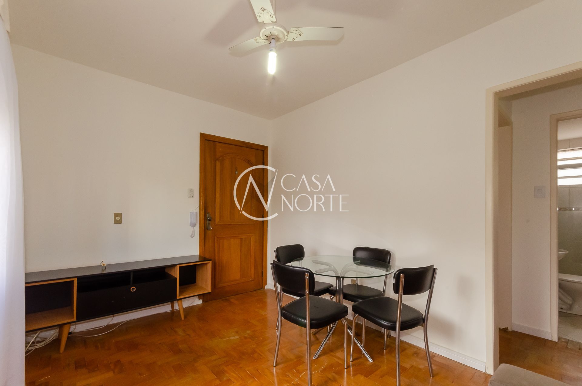 Apartamento à venda com 2 quartos, 47m², Rua Artigas no bairro Petrópolis em Porto Alegre