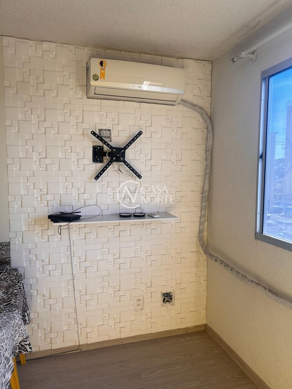 Apartamento à venda com 2 quartos, 40m², 2 vagas, Avenida Francisco Silveira Bitencourt no bairro Sarandi em Porto Alegre