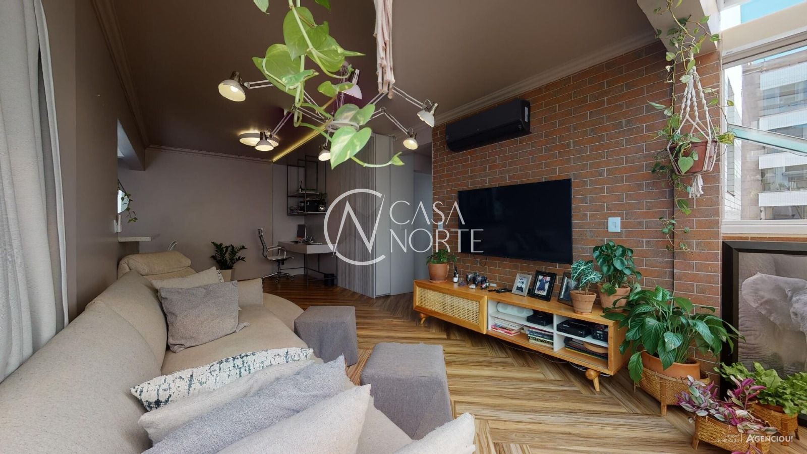 Apartamento à venda com 2 quartos, 100m², 1 suíte, 2 vagas, Rua La Plata no bairro Jardim Botânico em Porto Alegre