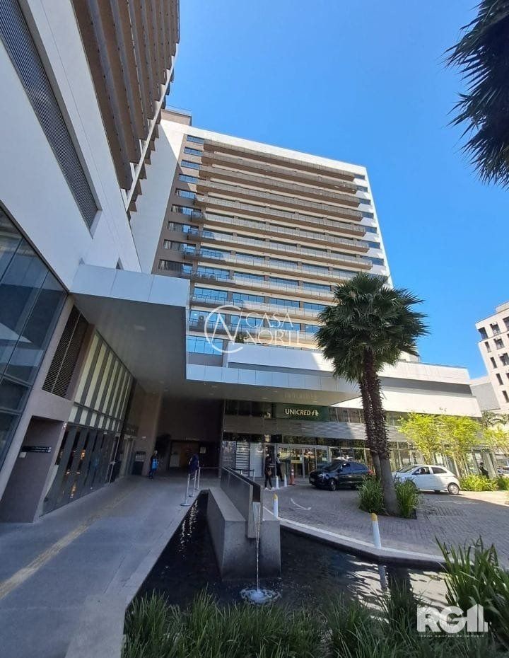 Sala Comercial à venda , 114m², Avenida Assis Brasil no bairro Cristo Redentor em Porto Alegre