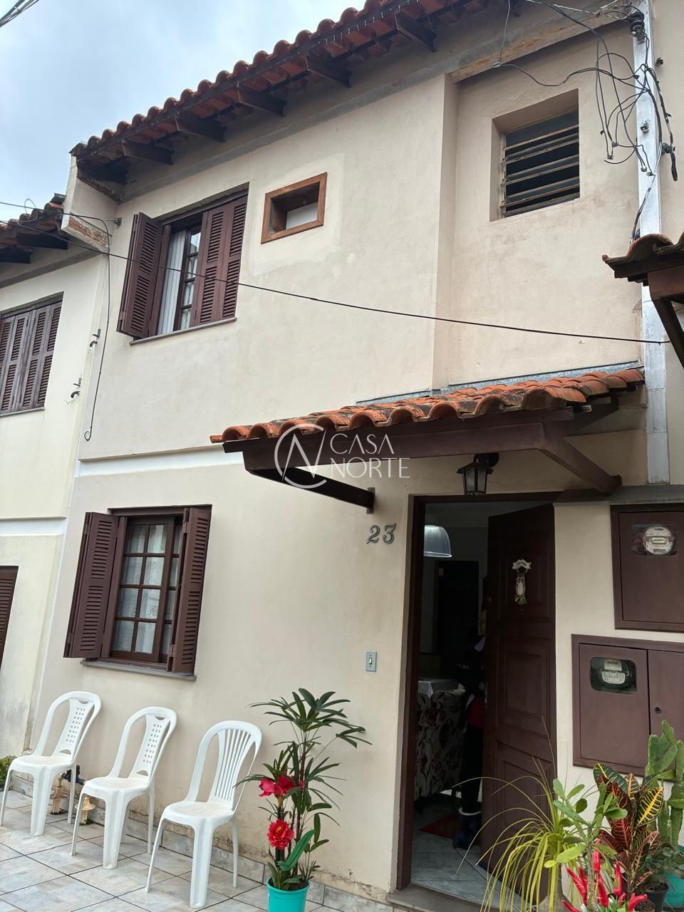 Casa de Condomínio à venda com 3 quartos, 72m², 1 suíte, 1 vaga, Avenida Monte Cristo no bairro Vila Nova em Porto Alegre