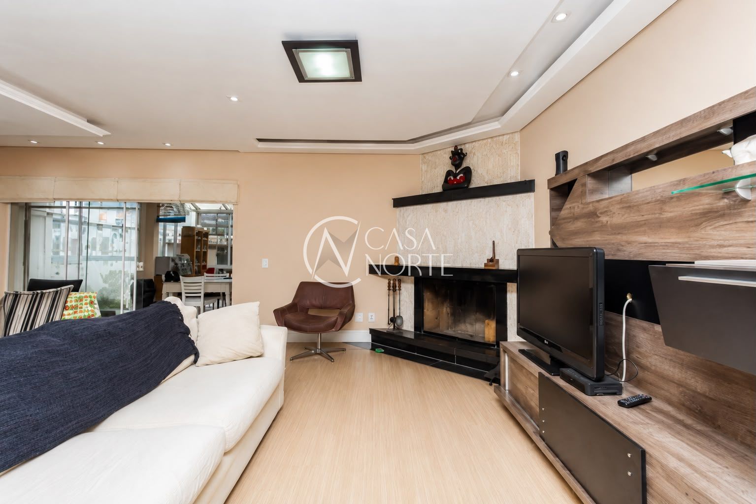 Casa à venda com 4 quartos, 200m², 1 suíte, 3 vagas, Rua Beberibe no bairro São Sebastião em Porto Alegre
