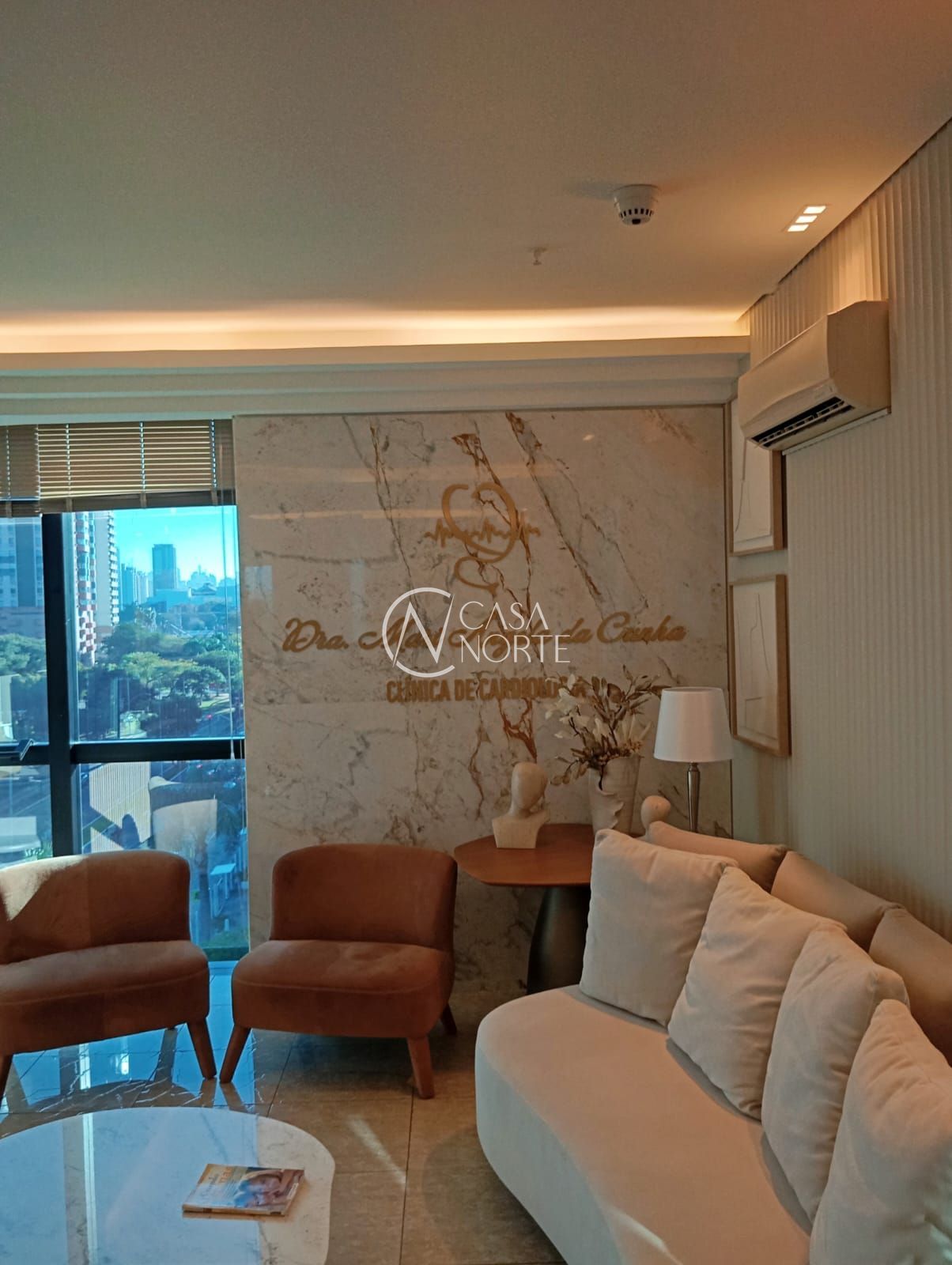 Sala Comercial à venda , 73m², 2 vagas, Avenida Praia de Belas no bairro Praia de Belas em Porto Alegre
