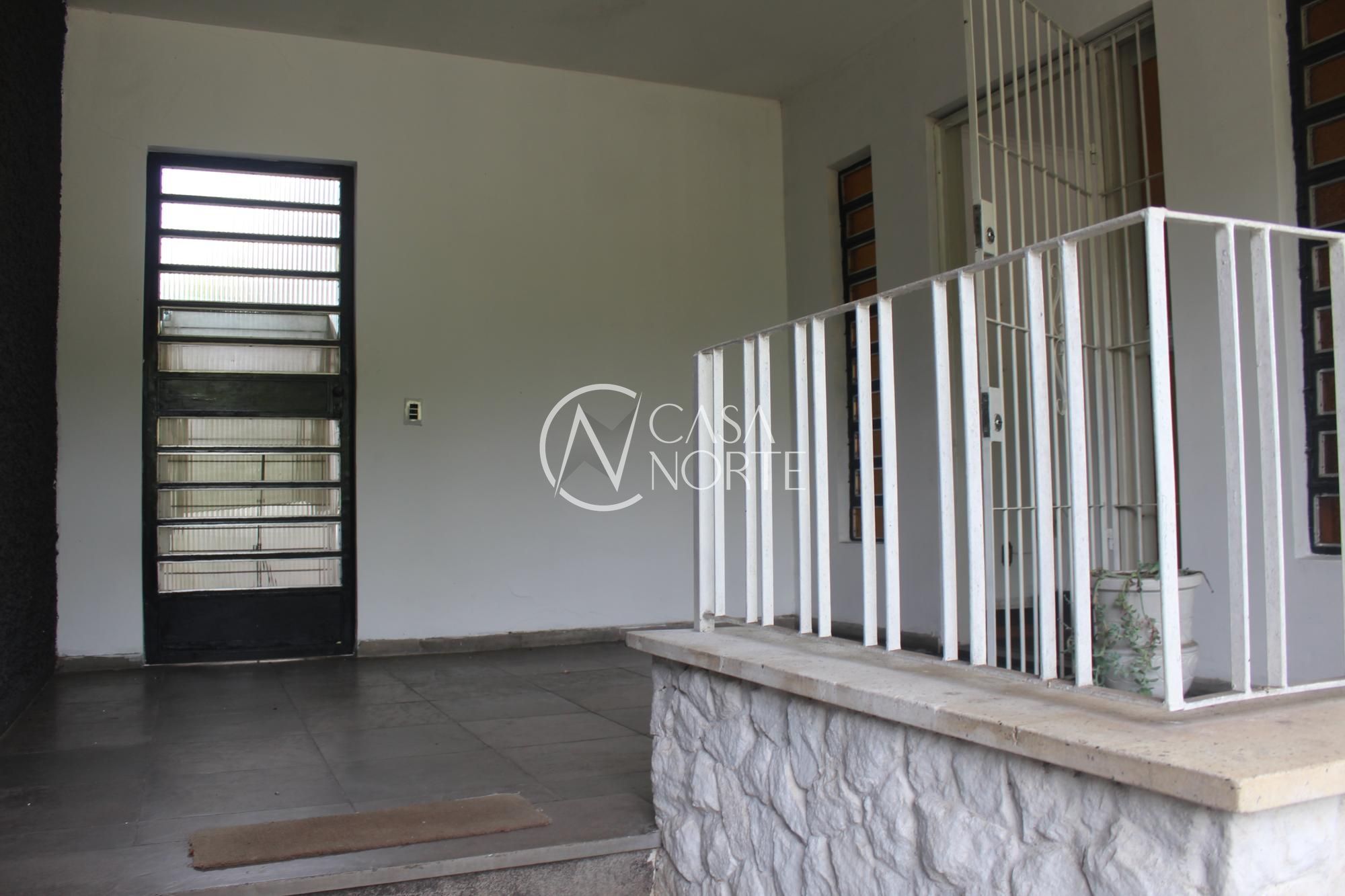 Casa à venda com 3 quartos, 251m², 1 suíte, 2 vagas, Avenida Professor Paula Soares no bairro Jardim Itu em Porto Alegre