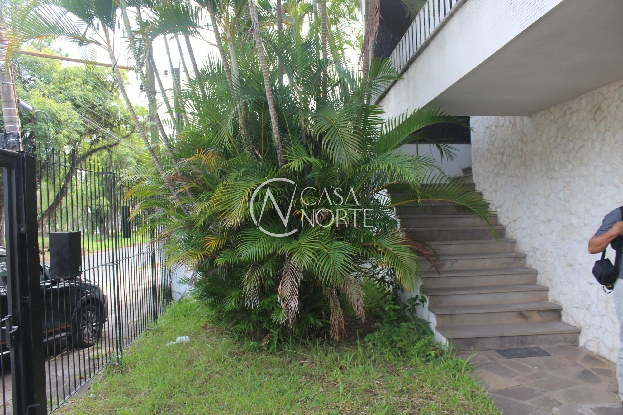 Casa à venda com 3 quartos, 251m², 1 suíte, 2 vagas, Avenida Professor Paula Soares no bairro Jardim Itu em Porto Alegre