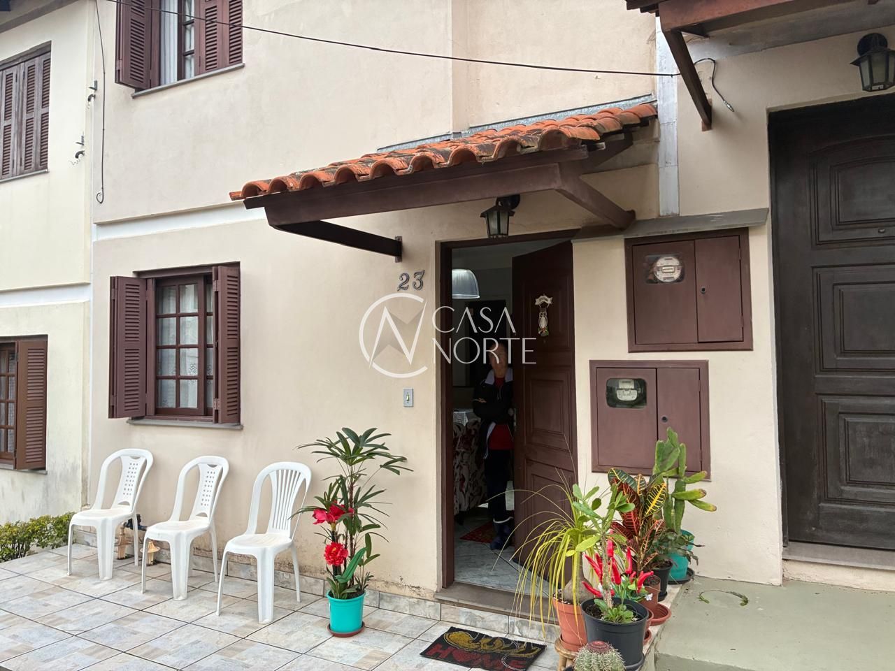 Casa de Condomínio à venda com 3 quartos, 72m², 1 suíte, 1 vaga, Avenida Monte Cristo no bairro Vila Nova em Porto Alegre