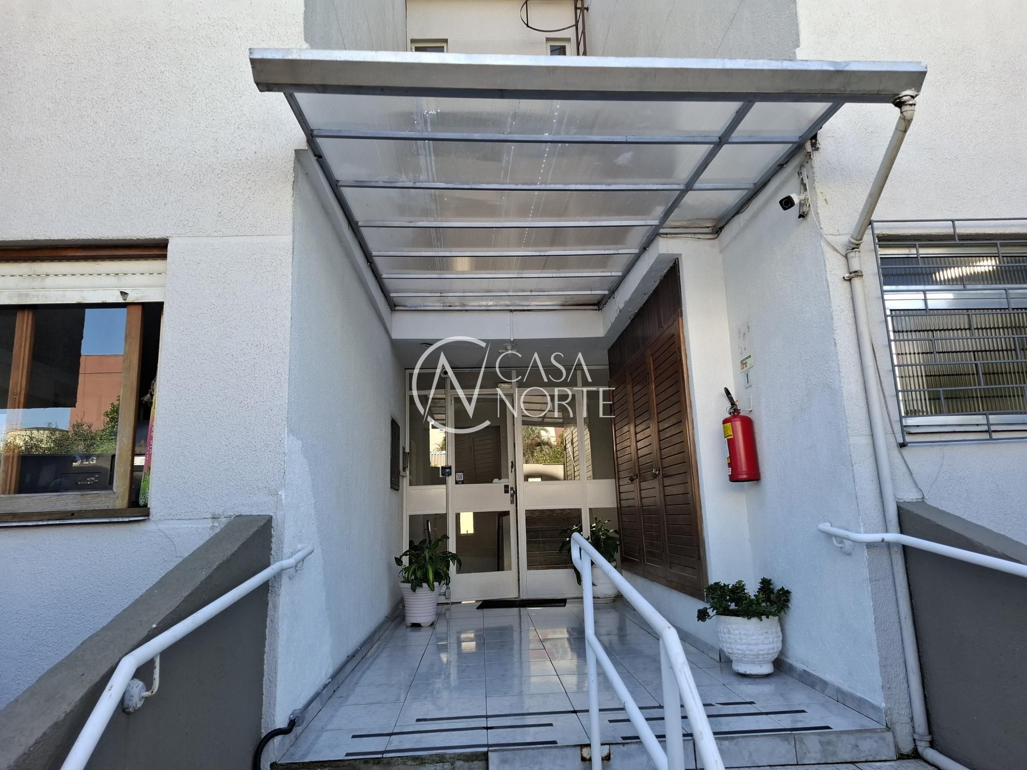 Apartamento à venda com 1 quarto, 52m², 1 vaga, Rua Delfino Riet no bairro Santo Antônio em Porto Alegre