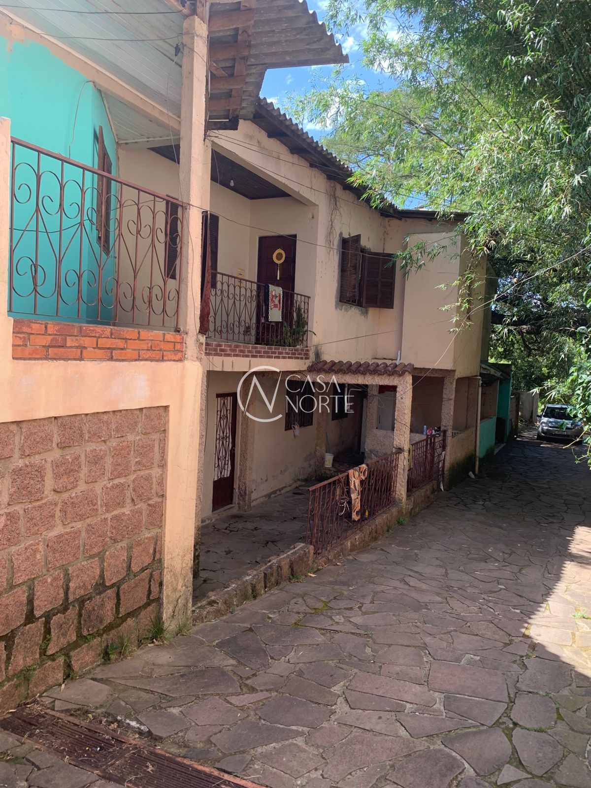 Terreno à venda  com 1210m², Rua Banco Inglês no bairro Santa Tereza em Porto Alegre