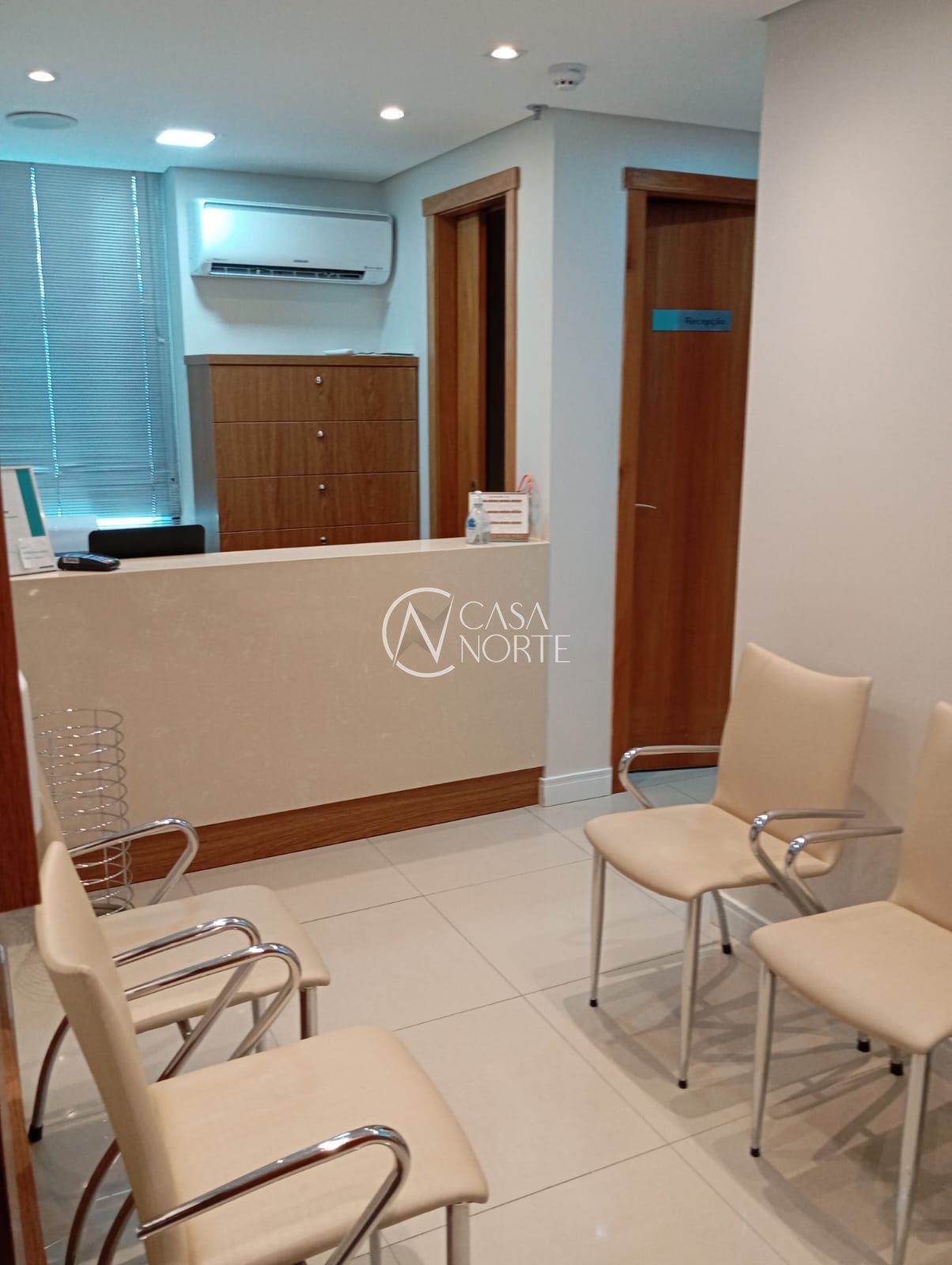 Sala Comercial à venda com 3 quartos, 53m², 1 vaga, Rua Casemiro de Abreu no bairro Rio Branco em Porto Alegre