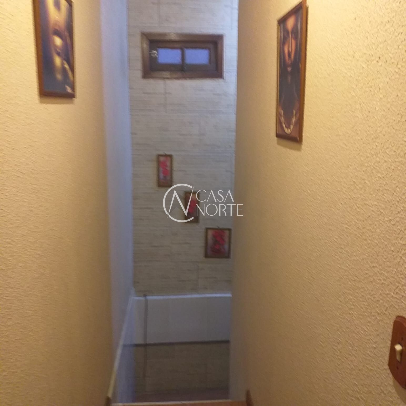 Casa à venda com 2 quartos, 181m², 1 suíte, 7 vagas, Rua Martim Ferreira de Carvalho no bairro Sarandi em Porto Alegre