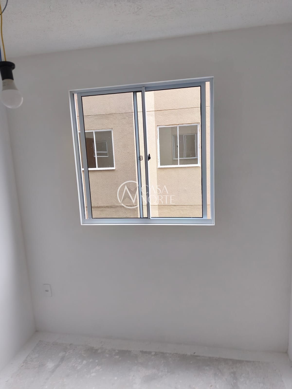 Apartamento à venda com 2 quartos, 40m², 1 vaga, Derocy Giácomo da Silva no bairro Vila Nova em Porto Alegre