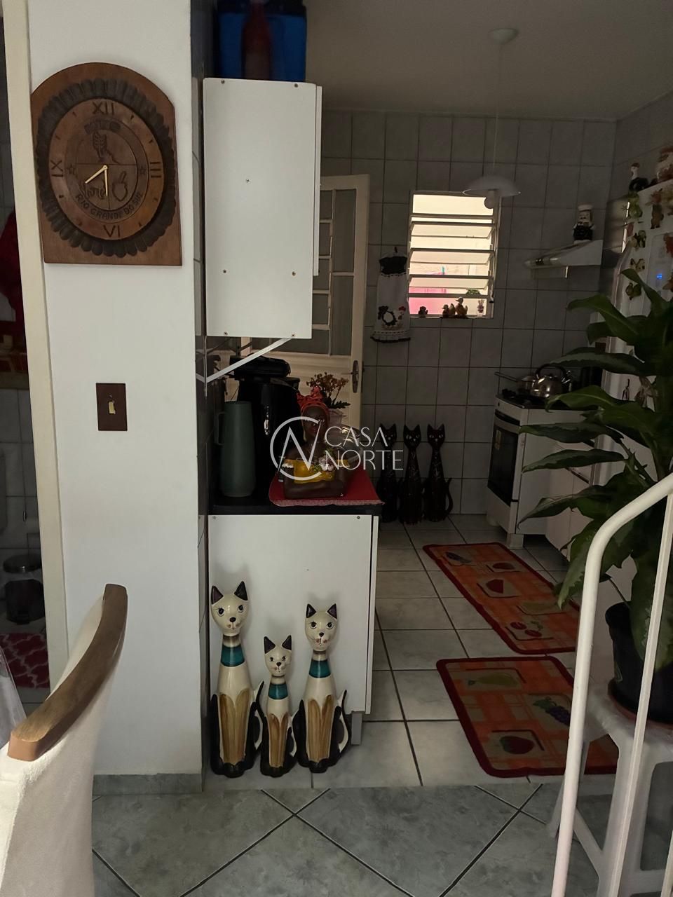 Casa de Condomínio à venda com 3 quartos, 72m², 1 suíte, 1 vaga, Avenida Monte Cristo no bairro Vila Nova em Porto Alegre