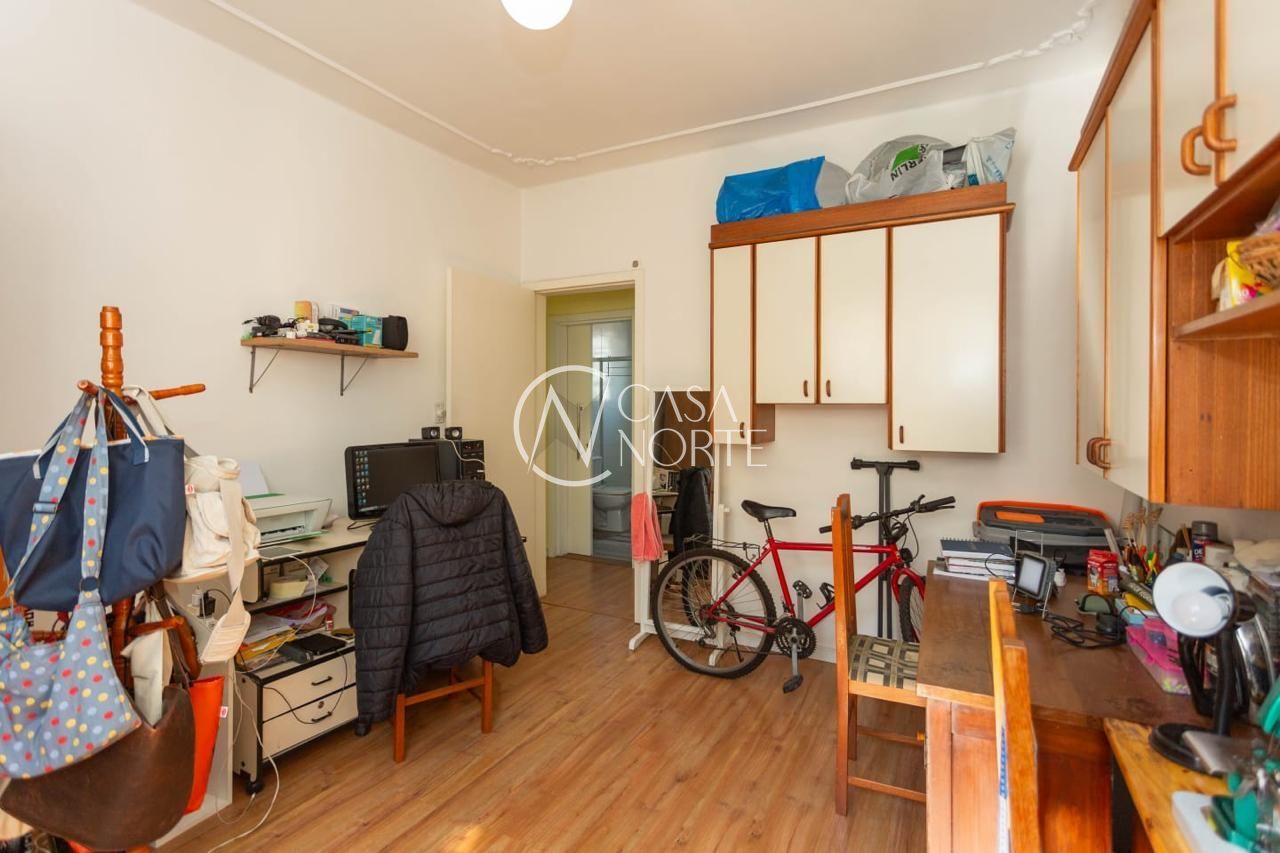 Apartamento à venda com 2 quartos, 69m², Rua Marsílio Dias no bairro Menino Deus em Porto Alegre