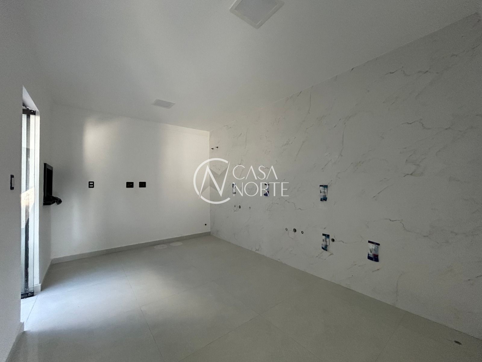 Casa de Condomínio à venda com 3 quartos, 89m², 1 suíte, 2 vagas, Rua Felipe Noronha no bairro Cristo Redentor em Porto Alegre