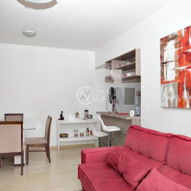 Apartamento à venda com 3 quartos, 81m², 1 suíte, 2 vagas, Rua Roque Calage no bairro Passo da Areia em Porto Alegre