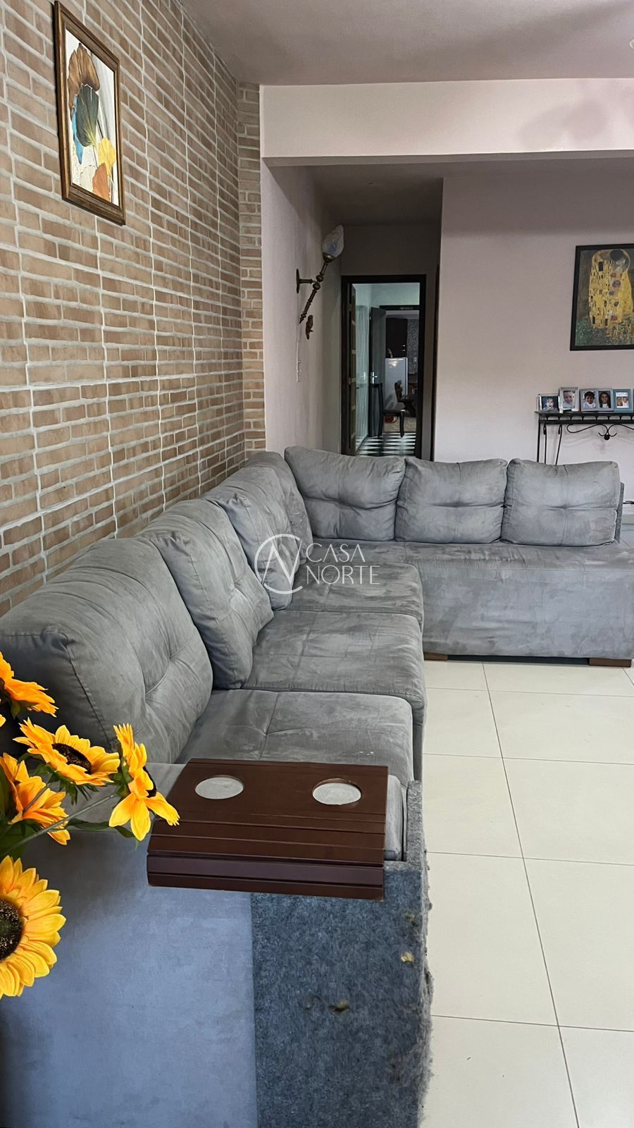 Casa à venda com 3 quartos, 283m², 2 vagas, Rua Landel de Moura no bairro Camaquã em Porto Alegre