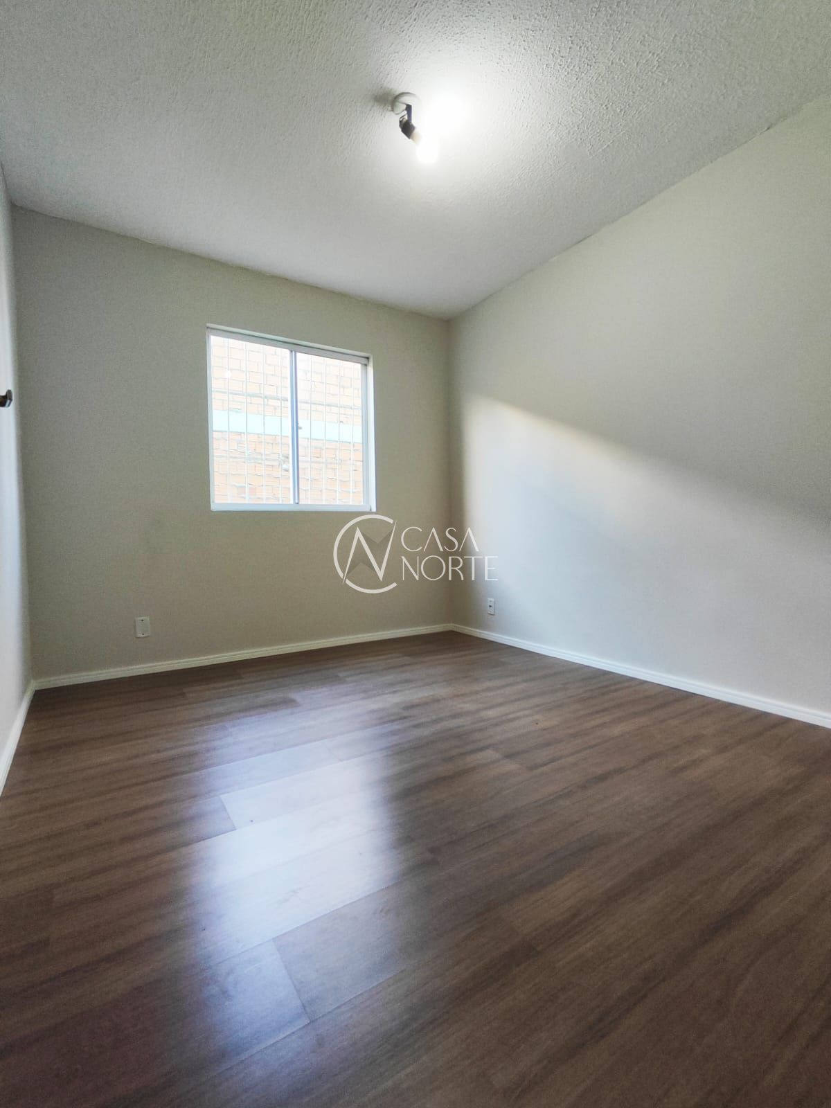 Apartamento à venda com 2 quartos, 54m², Estrada Barro Vermelho no bairro Restinga em Porto Alegre