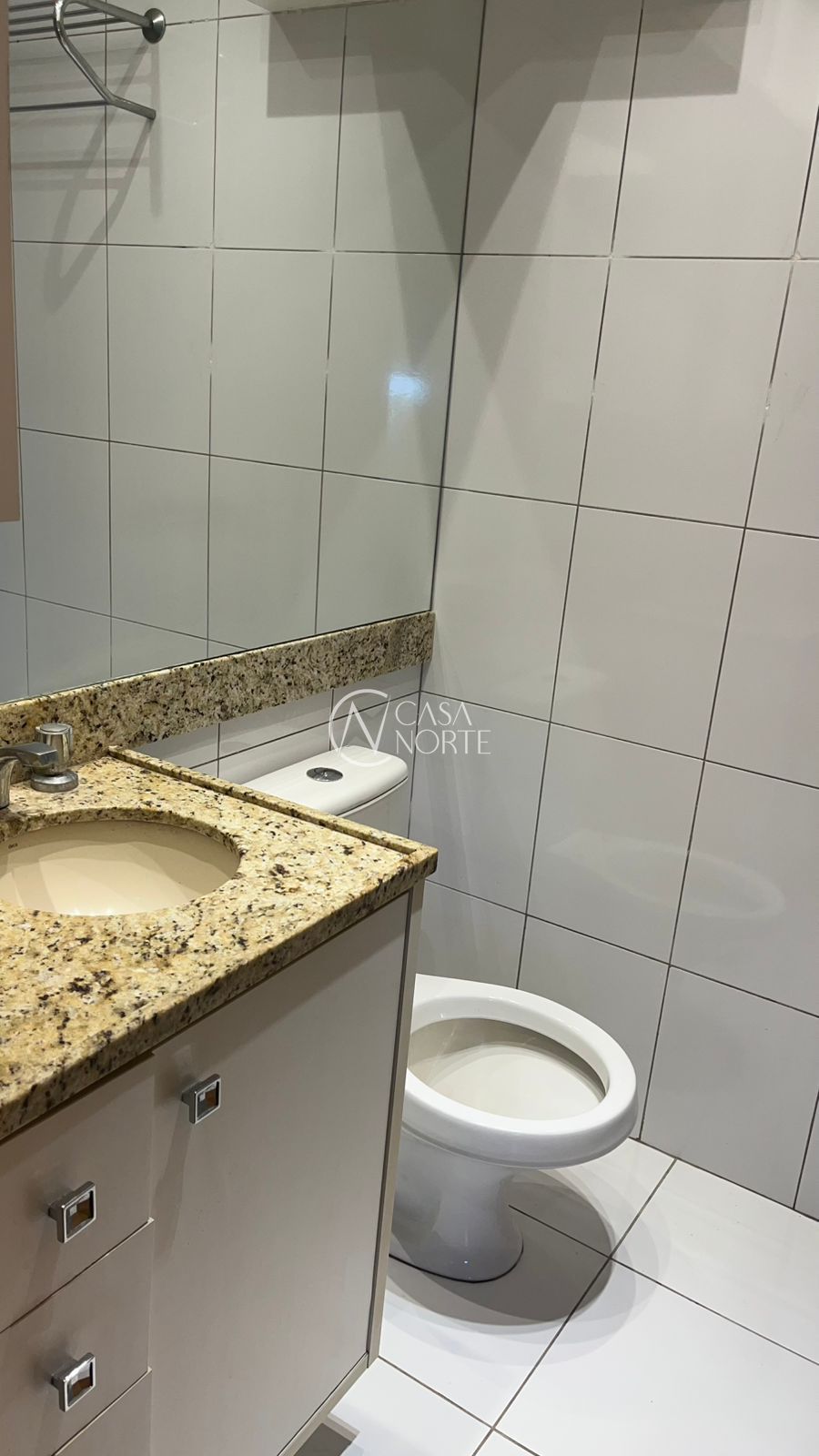 Apartamento à venda com 2 quartos, 53m², 1 vaga, Rua Dea Coufal no bairro Ipanema em Porto Alegre