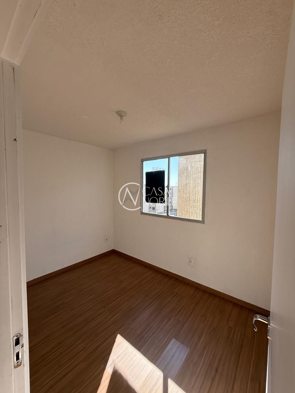 Apartamento à venda com 2 quartos, 40m², 1 vaga, Avenida Francisco Silveira Bitencourt no bairro Sarandi em Porto Alegre