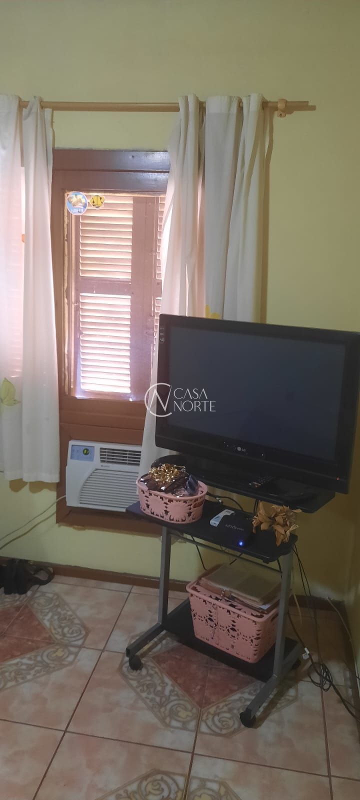 Casa à venda com 3 quartos, 67m², 2 vagas, Avenida Bernardino Silveira de Amorim no bairro Rubem Berta em Porto Alegre