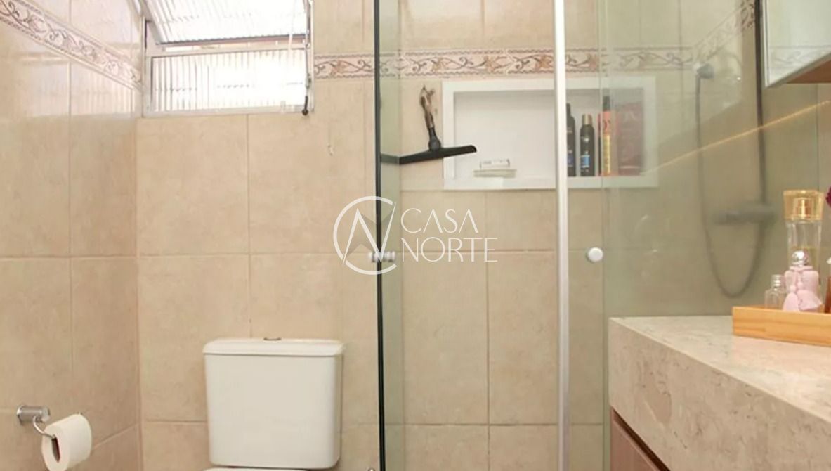 Apartamento à venda com 2 quartos, 75m², Rua Bernardo Pires no bairro Santana em Porto Alegre