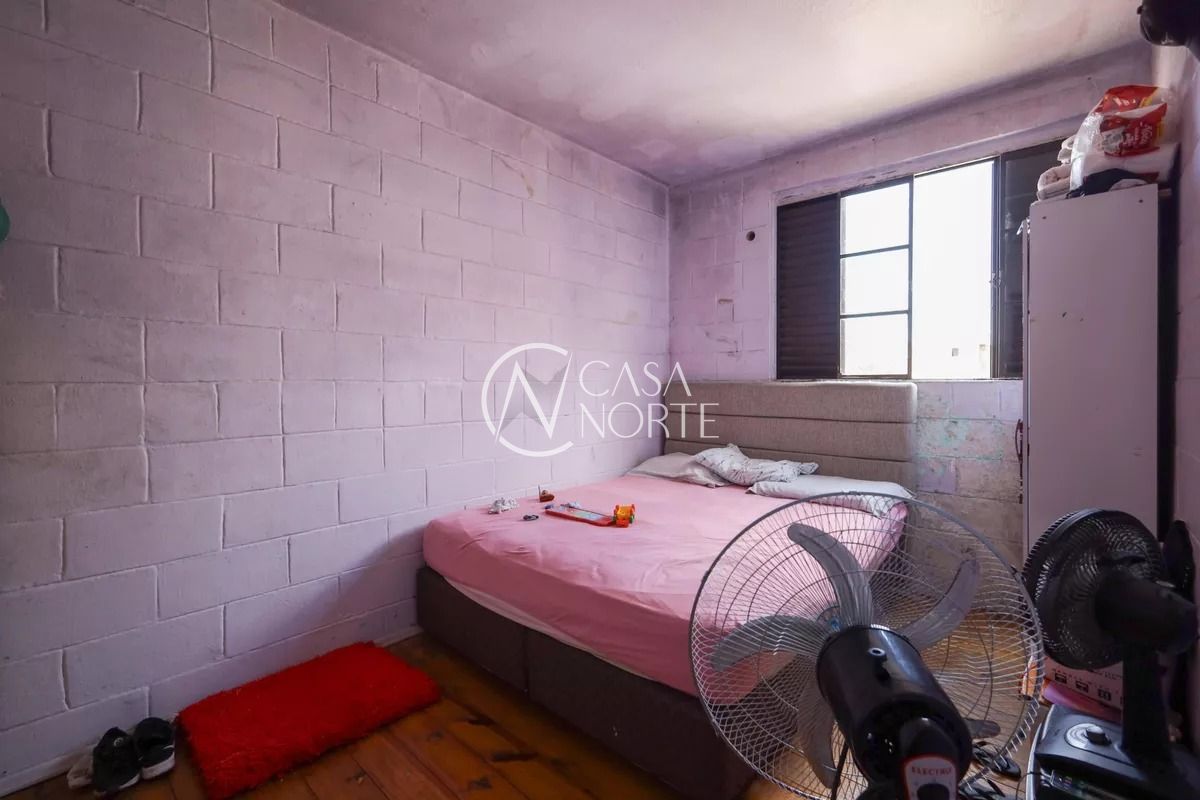 Apartamento à venda com 2 quartos, 43m², 1 vaga, Rua Fernando Camarano no bairro Rubem Berta em Porto Alegre