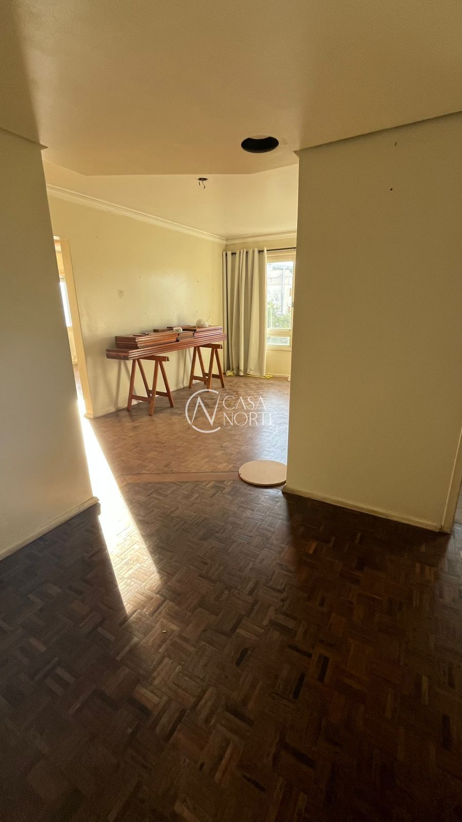 Apartamento à venda com 2 quartos, 73m², Avenida Coronel Gastão Hasslocher Mazeron no bairro Medianeira em Porto Alegre