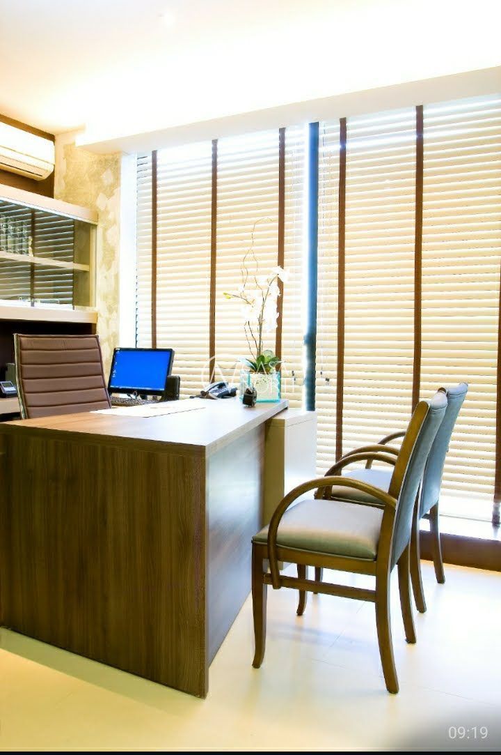 Sala Comercial à venda com 1 quarto, 65m², Rua Washington Luiz, 1.118, Centro Histórico, Porto Alegre/Rs, Cep 90010-460 no bairro Centro Histórico em Porto Alegre