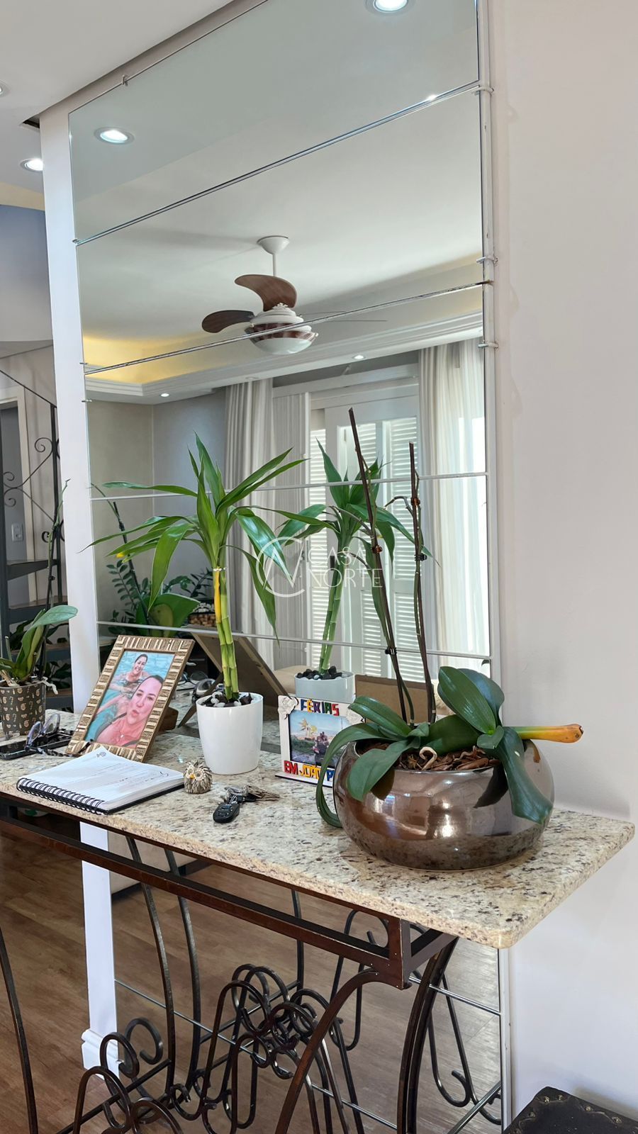 Apartamento à venda com 3 quartos, 113m², 1 vaga, Rua Vereador Viton de Araújo no bairro Medianeira em Porto Alegre