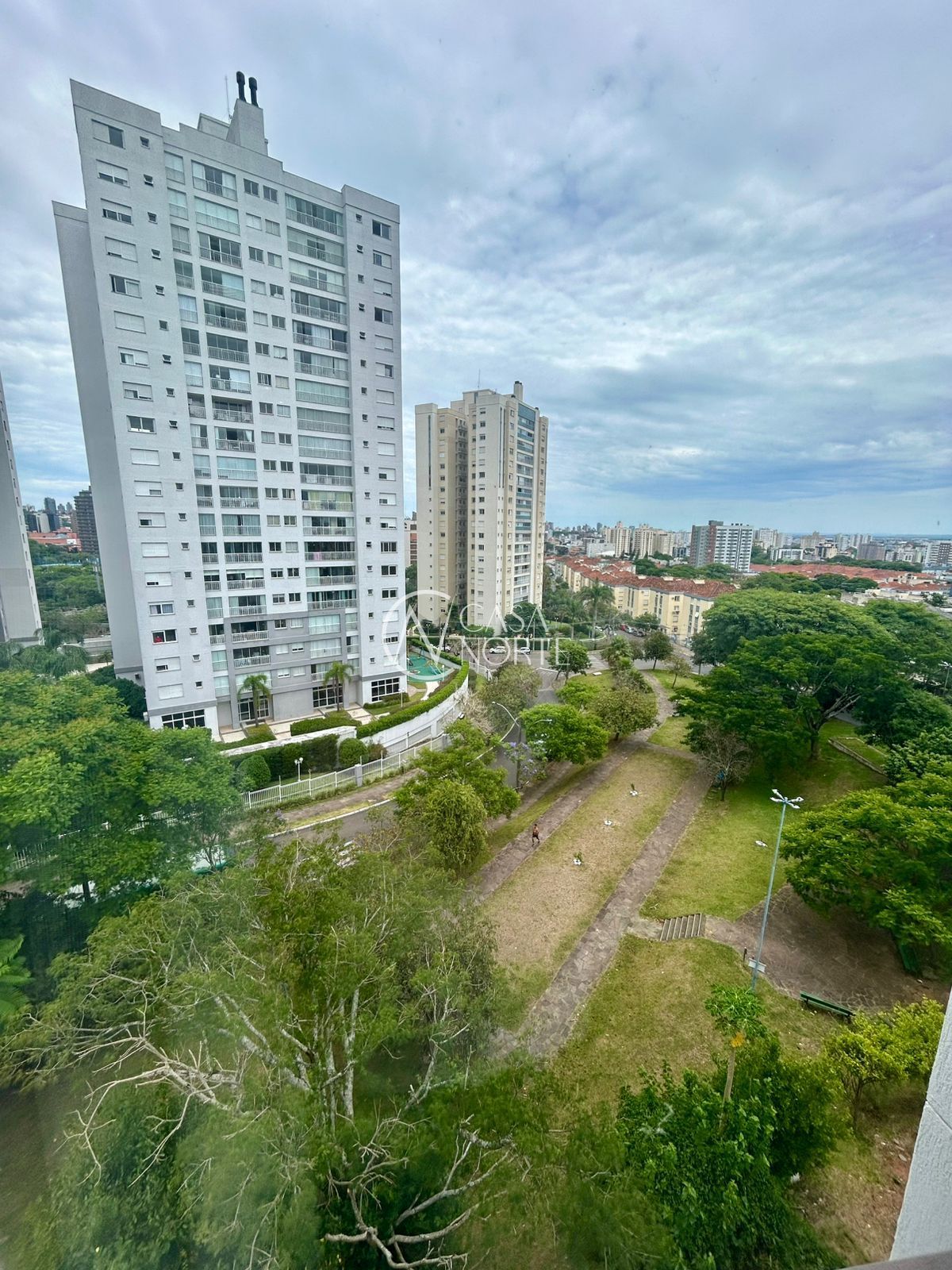 Apartamento à venda com 3 quartos, 83m², 2 vagas, Rua Padre Alois Kades S J no bairro Vila Ipiranga em Porto Alegre