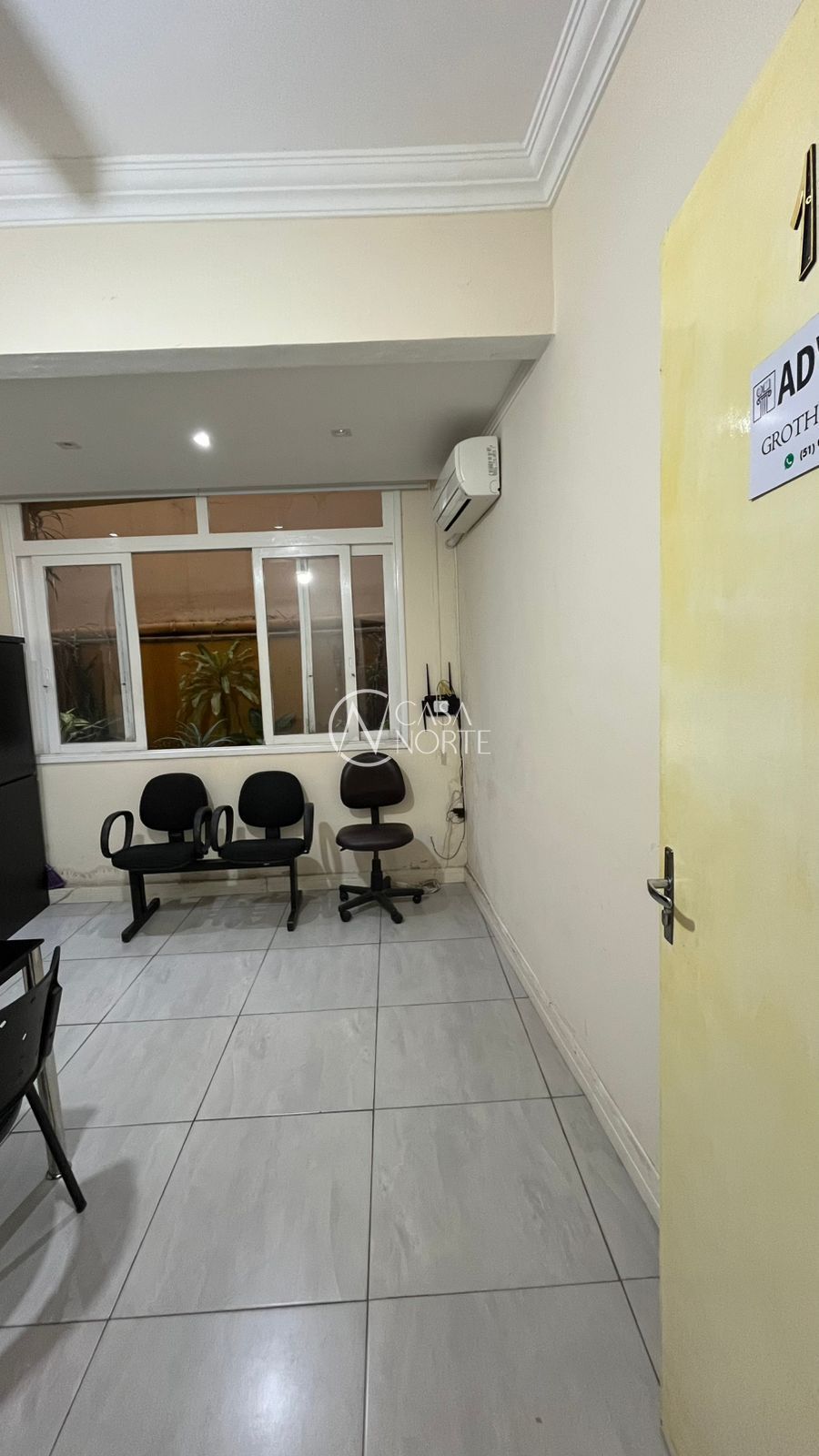 Sala Comercial à venda com 1 quarto, 14m², Avenida Presidente Franklin Roosevelt no bairro São Geraldo em Porto Alegre