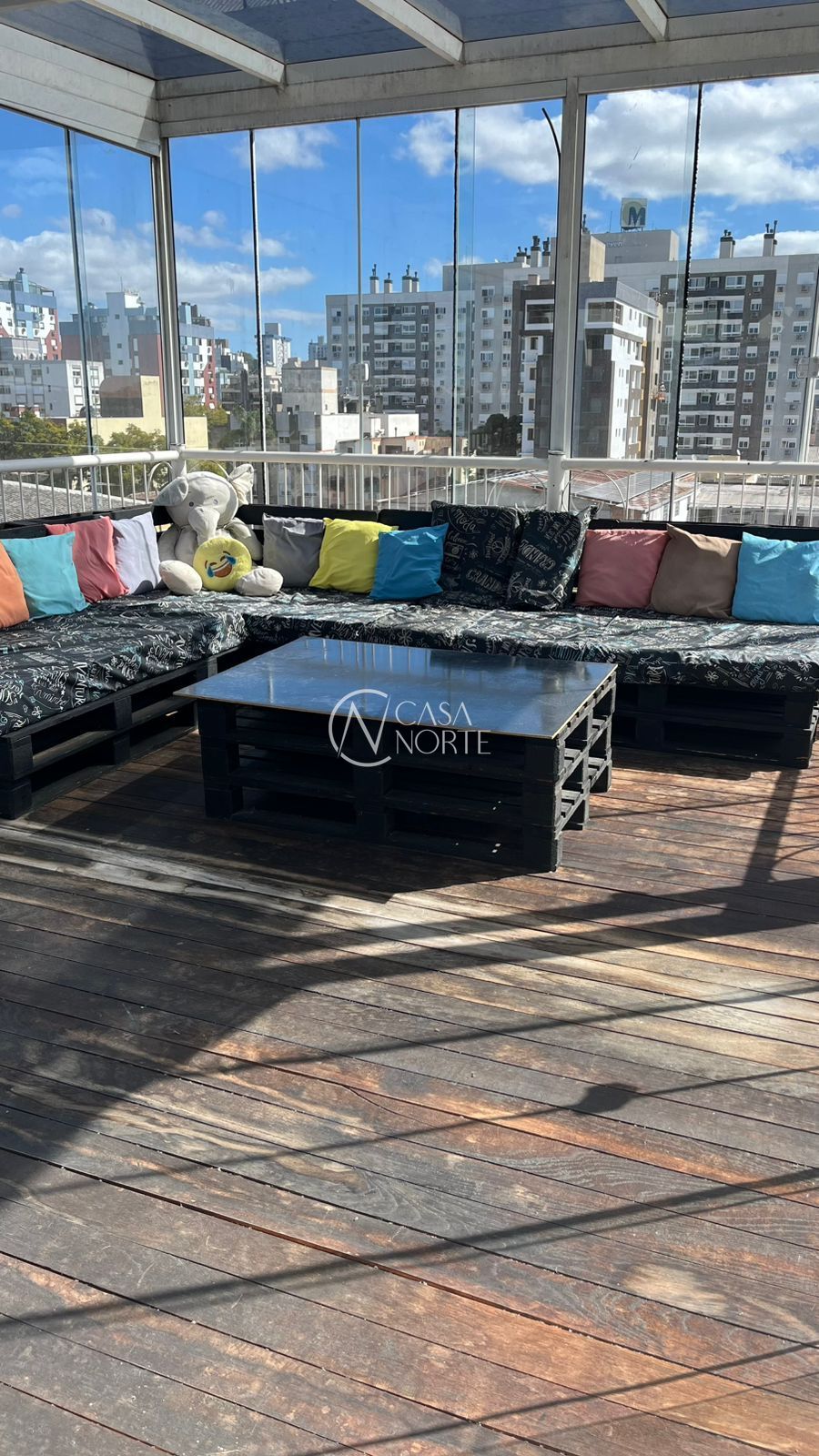 Cobertura à venda com 3 quartos, 68m², Dr. Eduardo Chartier no bairro Passo da Areia em Porto Alegre