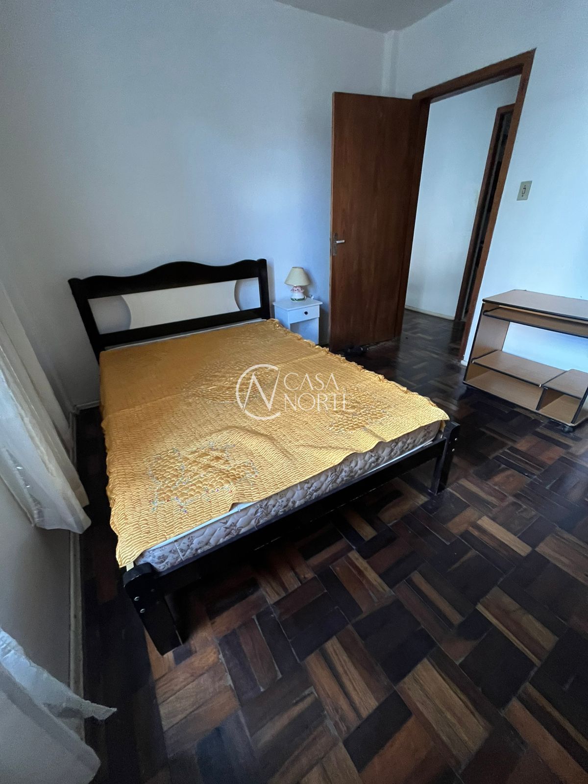 Apartamento à venda com 2 quartos, 1 vaga, Avenida Plínio Brasil Milano no bairro Passo da Areia em Porto Alegre