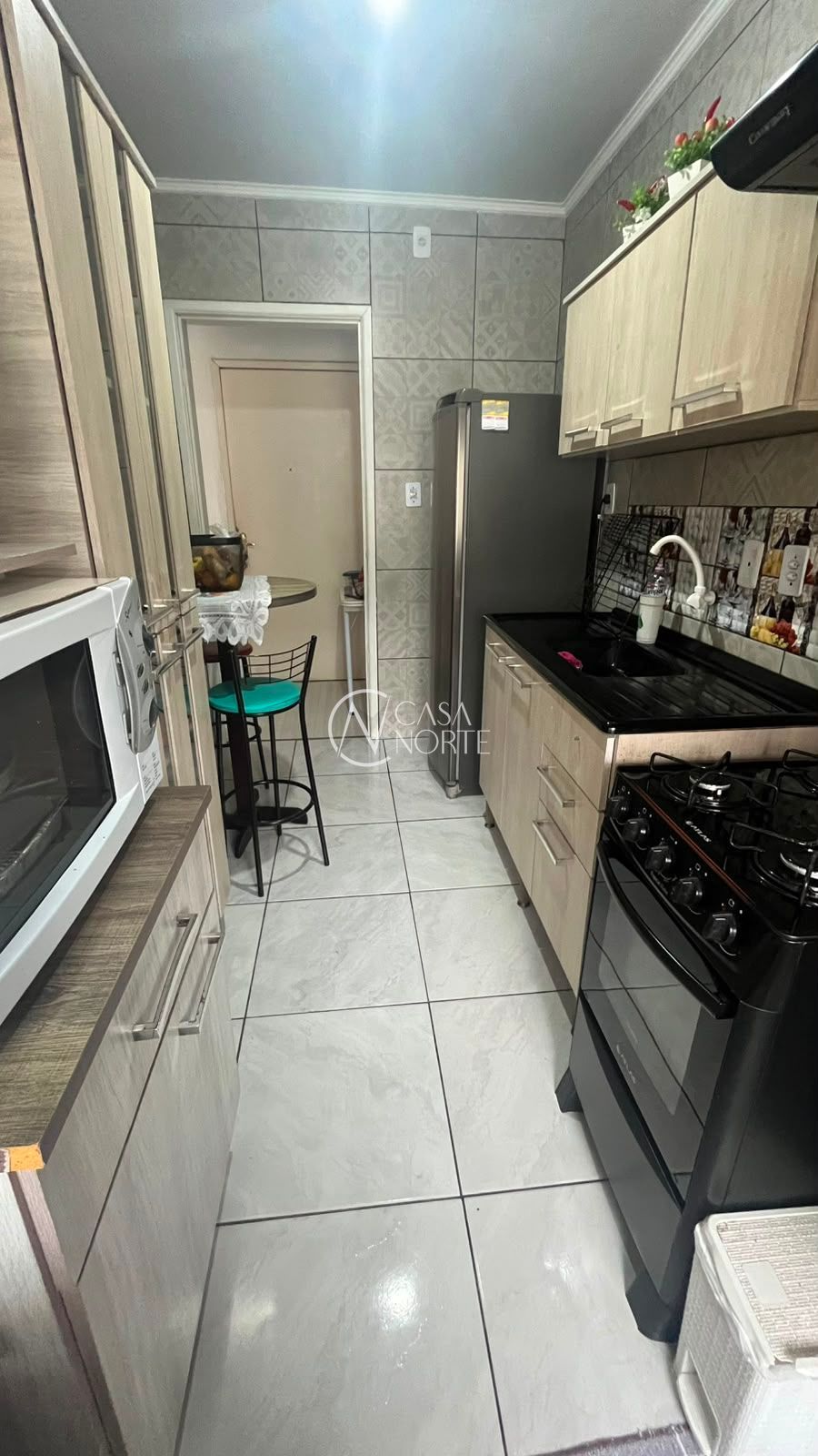 Apartamento à venda com 2 quartos, 57657500m², Rua Carlos Estevão no bairro Jardim Leopoldina em Porto Alegre