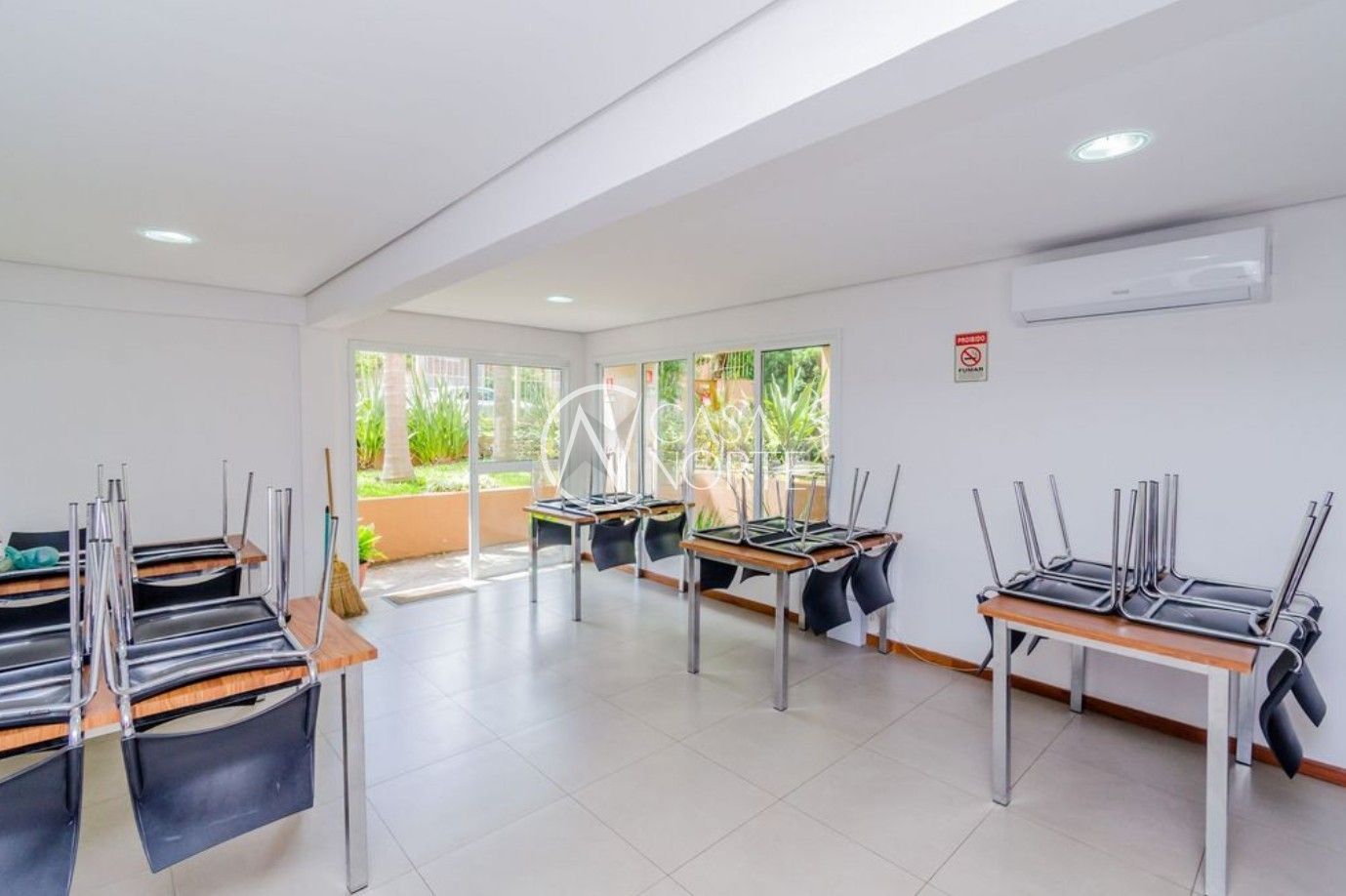 Apartamento à venda com 2 quartos, 52m², 1 vaga, Rua Dea Coufal no bairro Ipanema em Porto Alegre