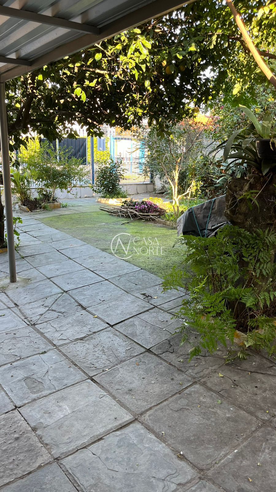 Casa à venda com 3 quartos, 137m², 2 vagas, Travessa Nilva Garrido no bairro Rubem Berta em Porto Alegre